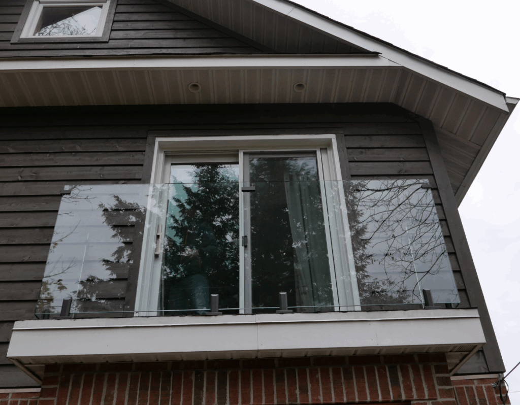 Balcony-framelessglass
