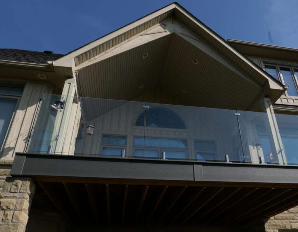 balcony-framelessglass