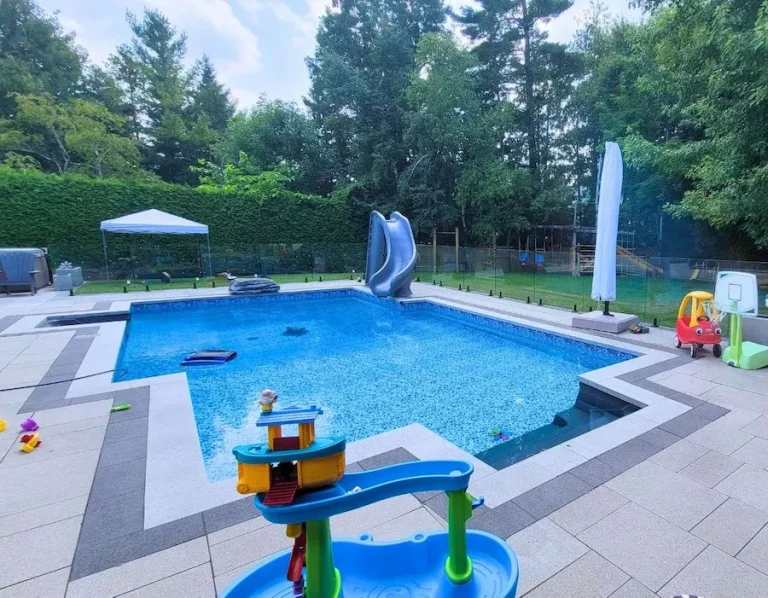 Pool-FramelessGlass-Black-Edited-1