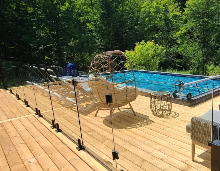 cdr-pool-frameless-1
