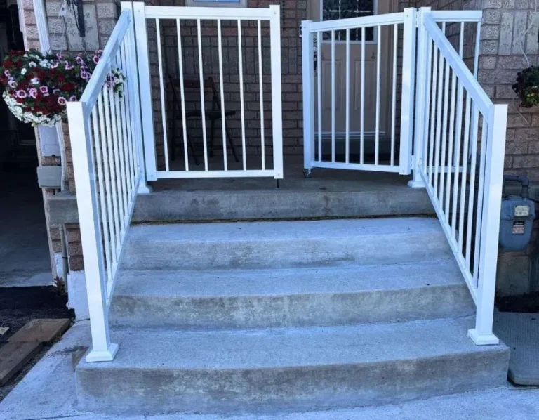 cdr_frontsteppicket-gate-2